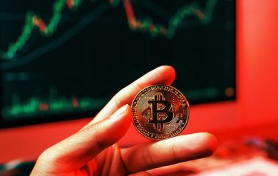 Обменник криптовалют TRANSFER24 в Москве для бизнеса: как компании легально работают с наличными